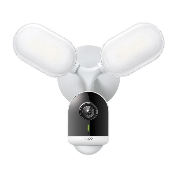 Cámara Inteligente con Reflector TP-Link Tapo C720 2K QHD 4MP para vigilancia exterior con reflector LED de 2800 lúmenes y detección inteligente mediante IA.